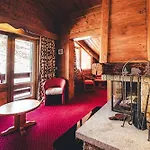 Mont Vallon Hotel 4*